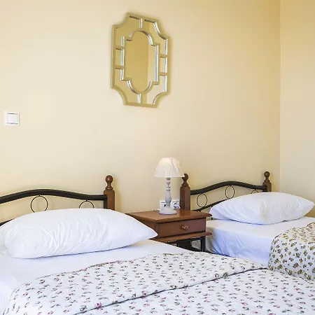 Xenia * Καραβάδος